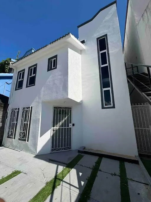 Casa Armonia Y Paz , Con Alberca Propia! Villa Cancun Holiday home
